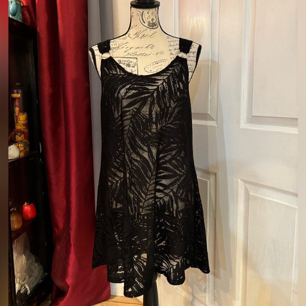 J Valdi Plant Print Lace & Ring Swim Cover Up